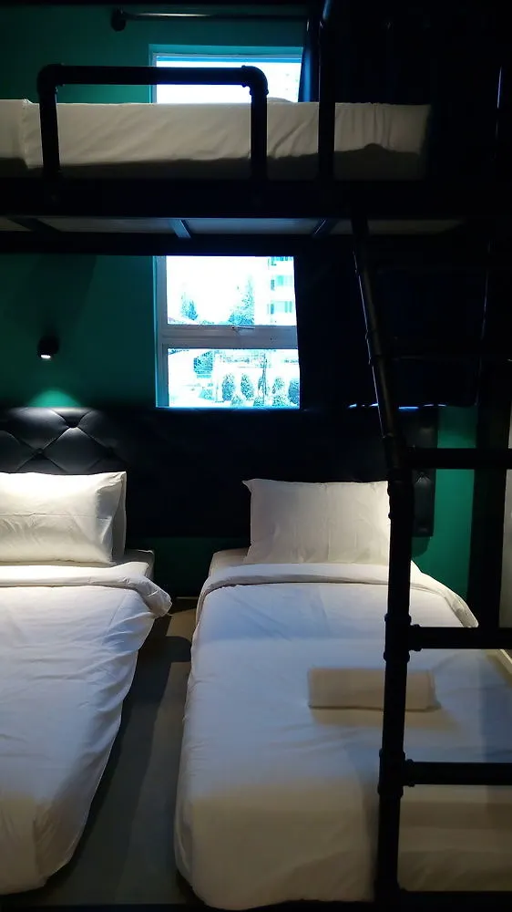 Tube Hotel Malacca 2*,  Malaysia