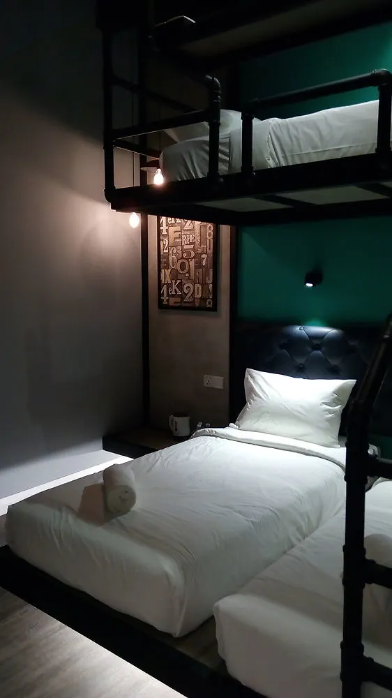**  Tube Hotel Malacca Malaysia